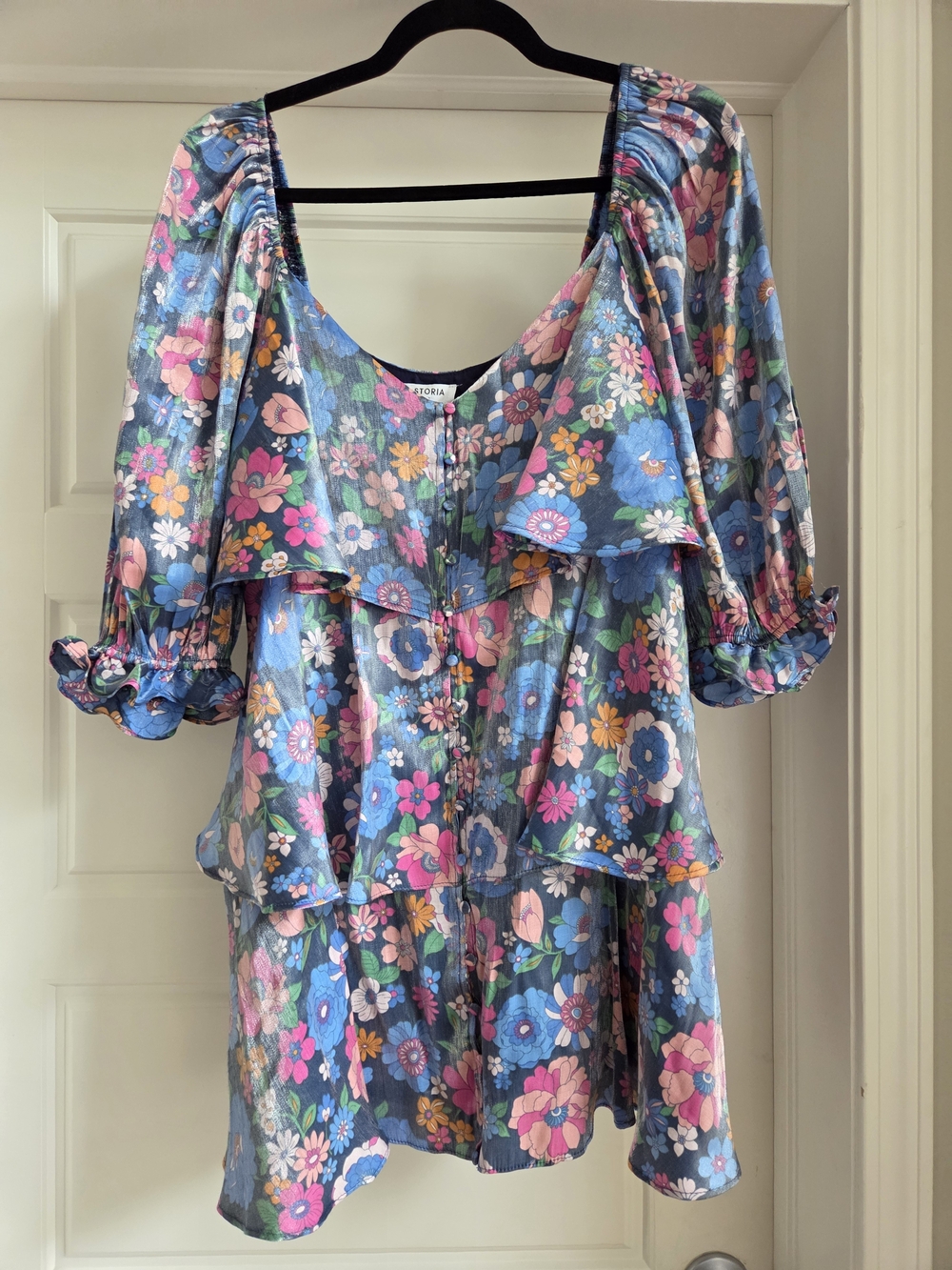 Storia/Buckle Floral Ruffled Puff Sleeve Dress With A Sheen